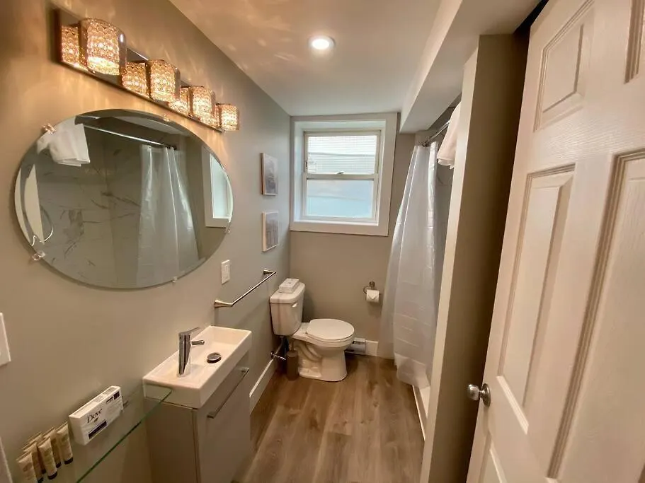 Hidden Getaway, Bsmt With Back Yard Apartment Halifax 0*,  Canada